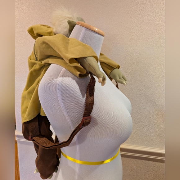 NWT Disney Yoda Backpack - Picture 4 of 5